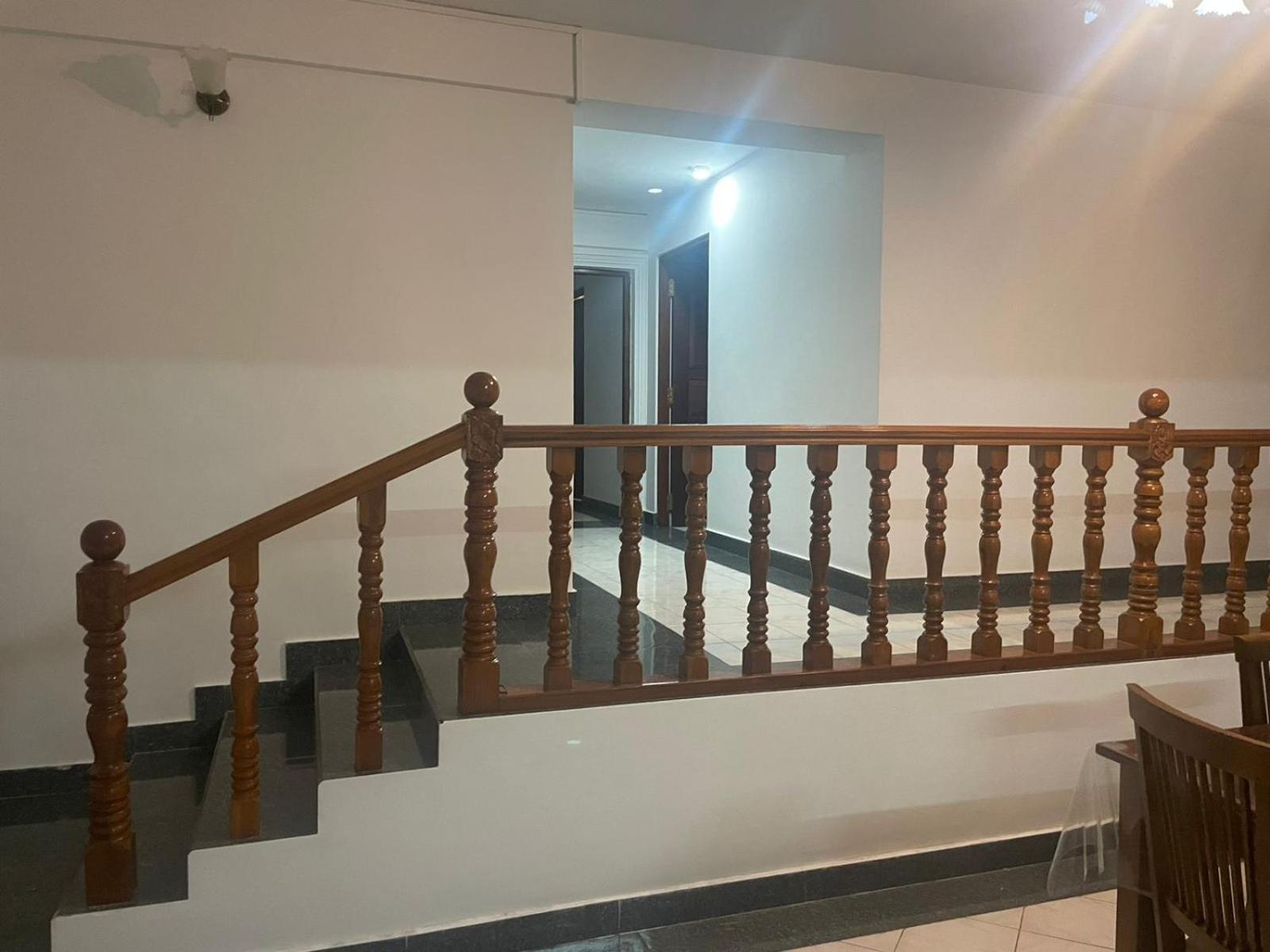 Отель Mila Boutique Airport Сеедува Экстерьер фото